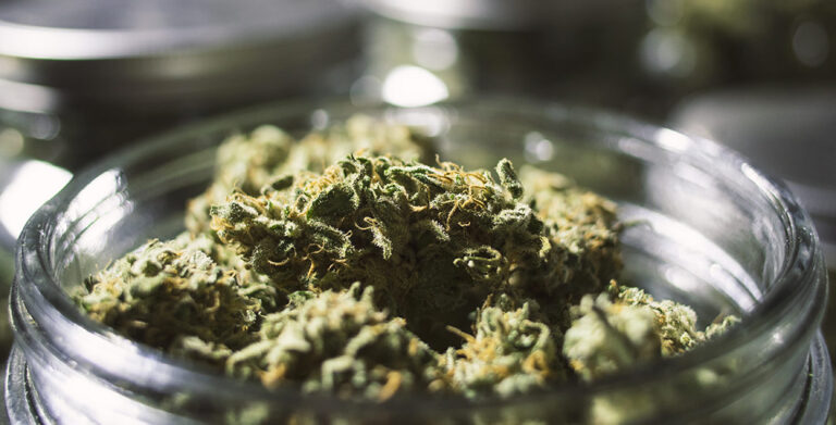 Read more about the article Air Tight Storage Tips to Ensure Optimum Quality Cannabis